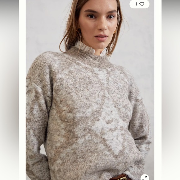 Anthropologie Sweaters - Anthropologie Flynn Cropped Sweater Pullover Color Neutral Motif Medium